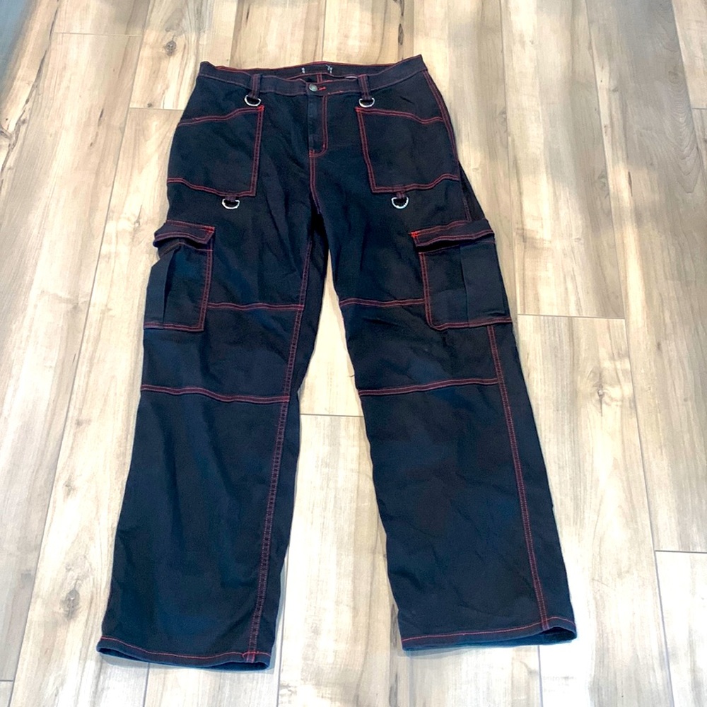 Hot topic cargo pants red stitch